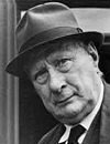 L S Lowry photographed by Sefton Samuels